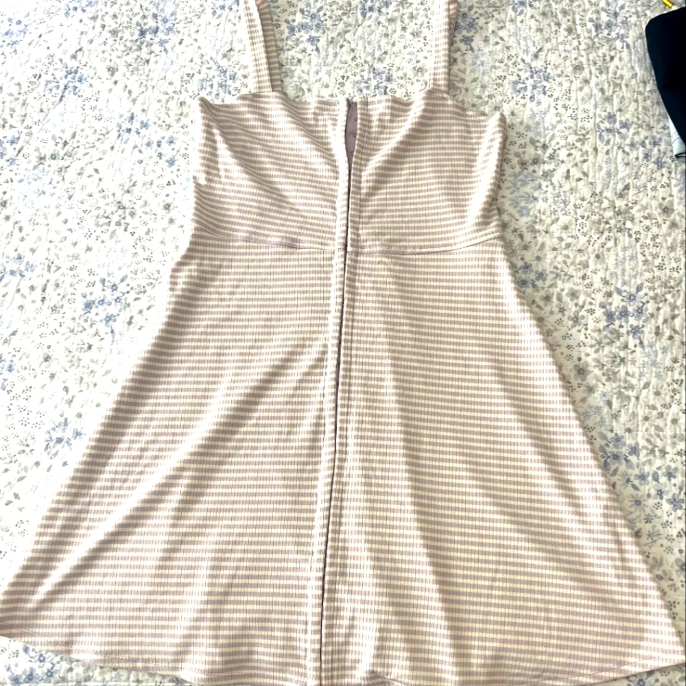 Purple horizontal lines flowy dress